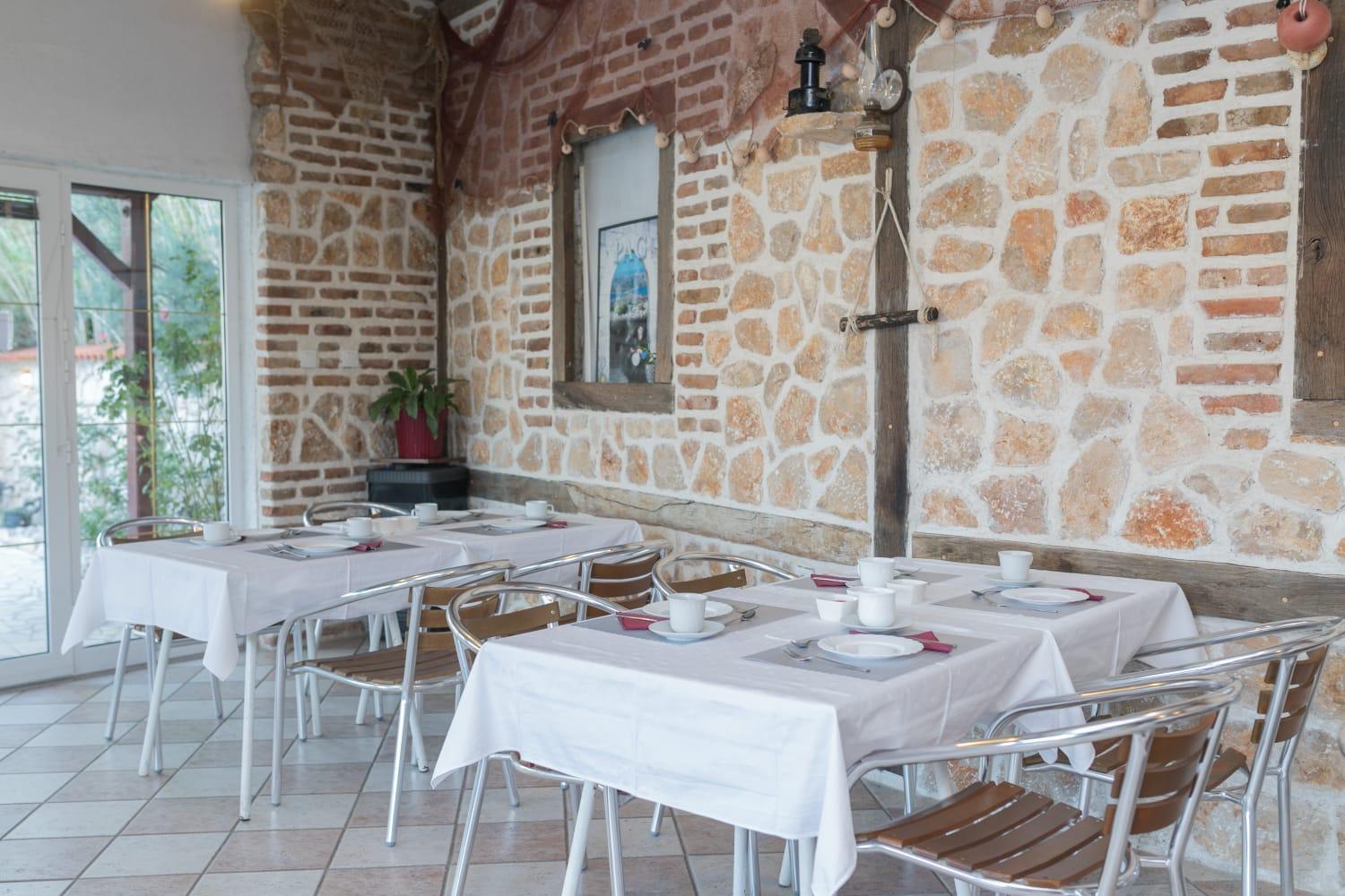Mb Pag Bed&Breakfast Паг Екстериор снимка
