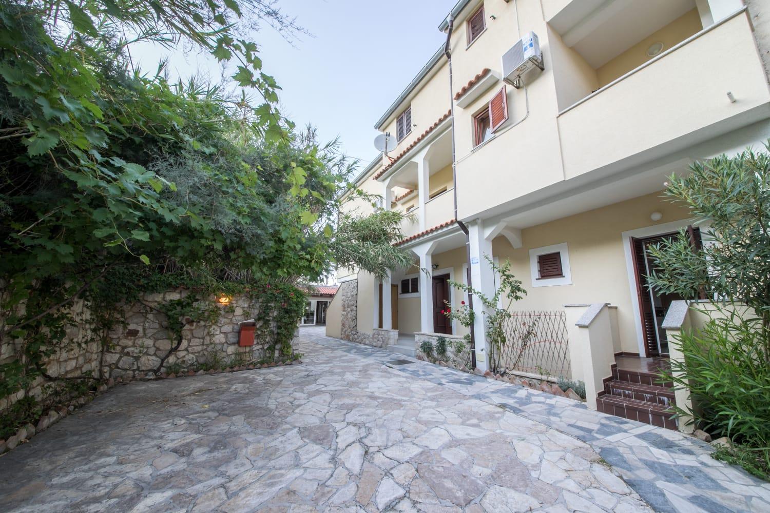Mb Pag Bed&Breakfast Паг Екстериор снимка