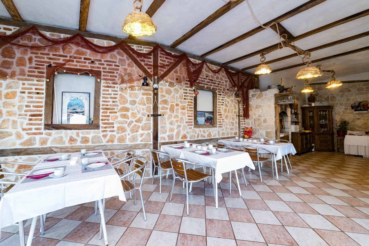 Mb Pag Bed&Breakfast Паг Екстериор снимка
